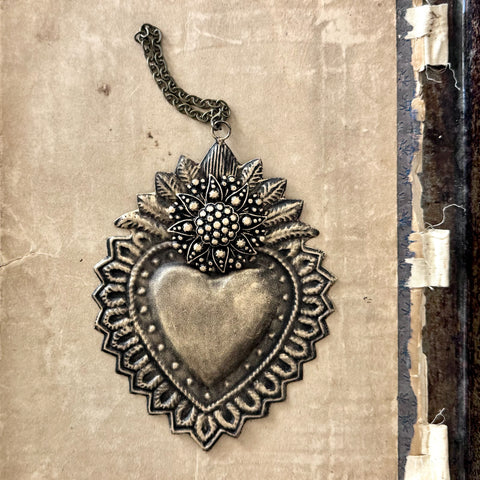 Hanging Sacred Heart ~ Black and Gold Laurel