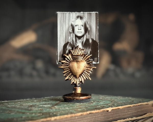 Sacred Heart photo holder, set of 3