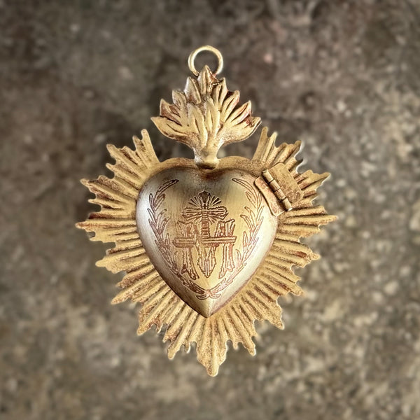 Small Sacred Heart ~ Antique Gold