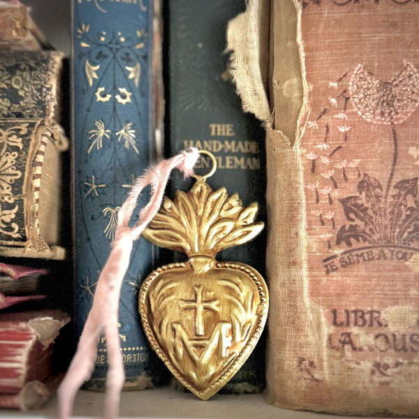 Small Hanging Sacred Heart ~ Antique Gold